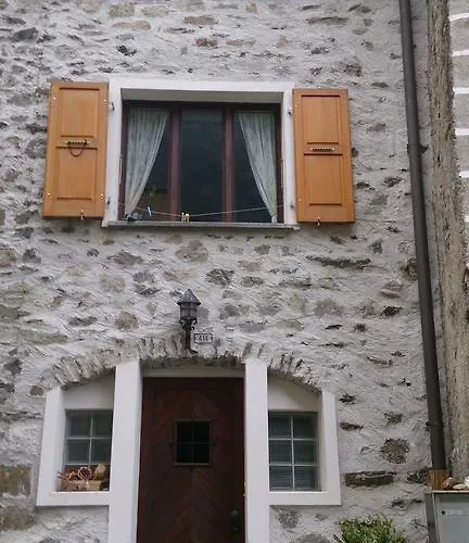 Al Piazzo 414 Casa vacanze Brusio